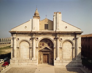 Leon Battista Alberti<br />Façade, Tempio Malatestiano, c. 1450<br />Tempio Malatestiano, Rimini, Italy<br />Scala/Art Resource, NY